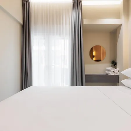 The Martini By Halu! - Modern In The Center * Soluň