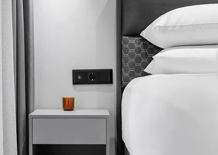 The Martini By Halu! - Modern In The Center *