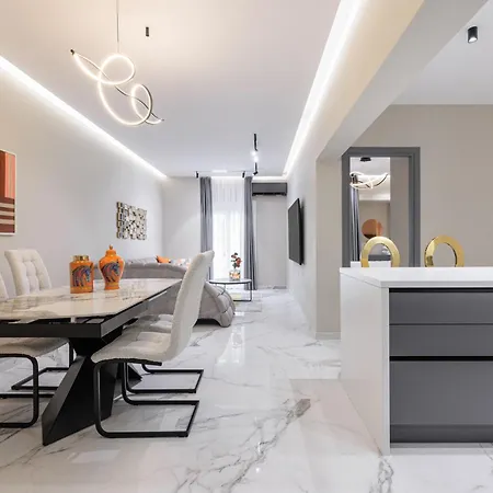 The Martini By Halu! - Modern In The Center Apartment