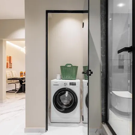 The Martini By Halu! - Modern In The Center Thessaloniki