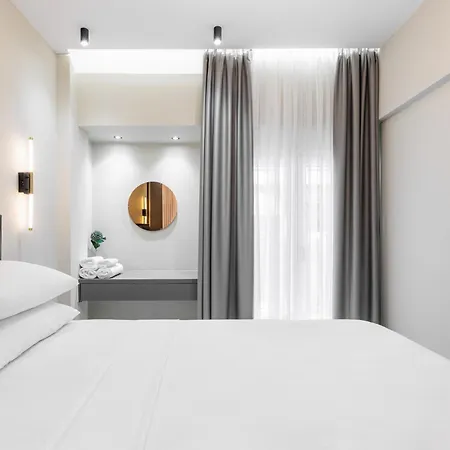 The Martini By Halu! - Modern In The Center