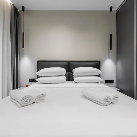 The Martini By Halu! - Modern In The Center * Thessaloniki