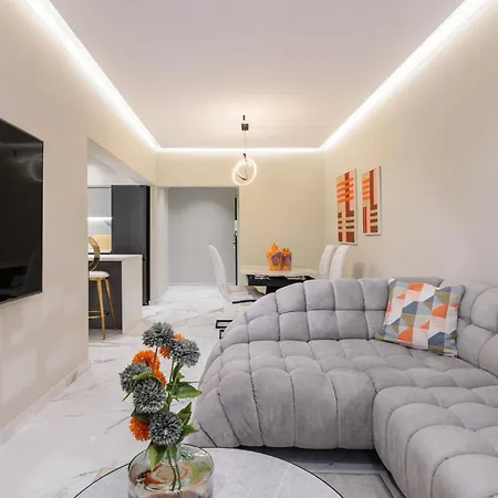 The Martini By Halu! - Modern In The Center Apartament *