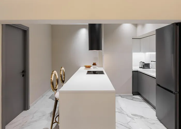 The Martini By Halu! - Modern In The Center Thessaloniki