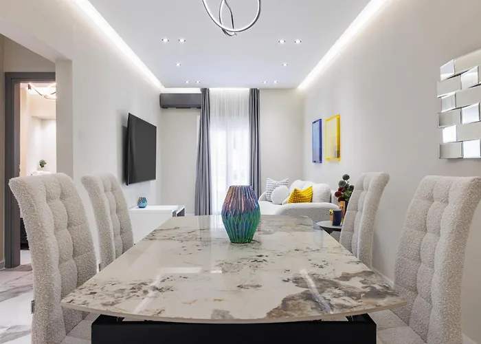 The Martini By Halu! - Modern In The Center Thessaloniki