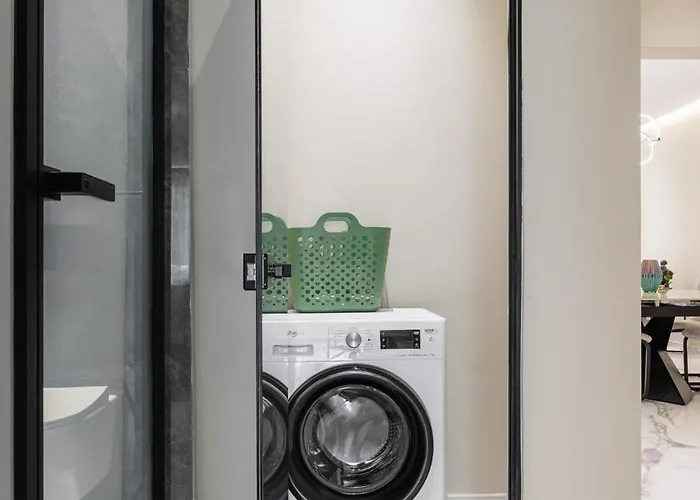 The Martini By Halu! - Modern In The Center 塞萨洛尼基