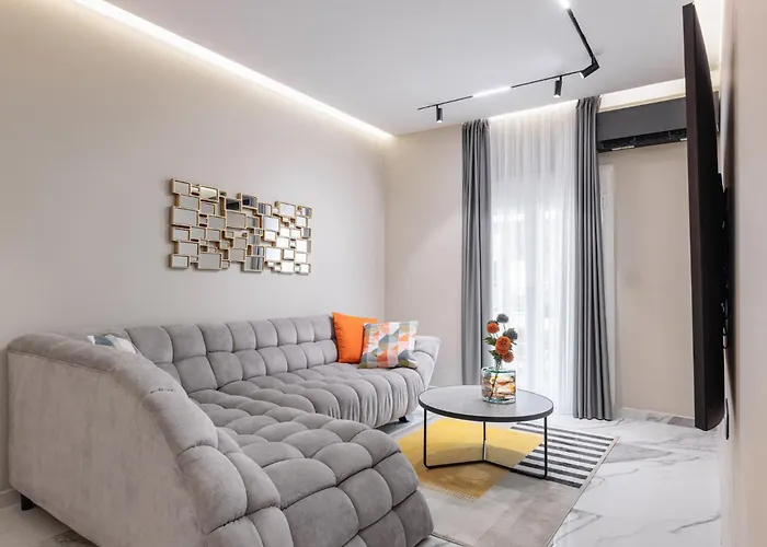 The Martini By Halu! - Modern In The Center